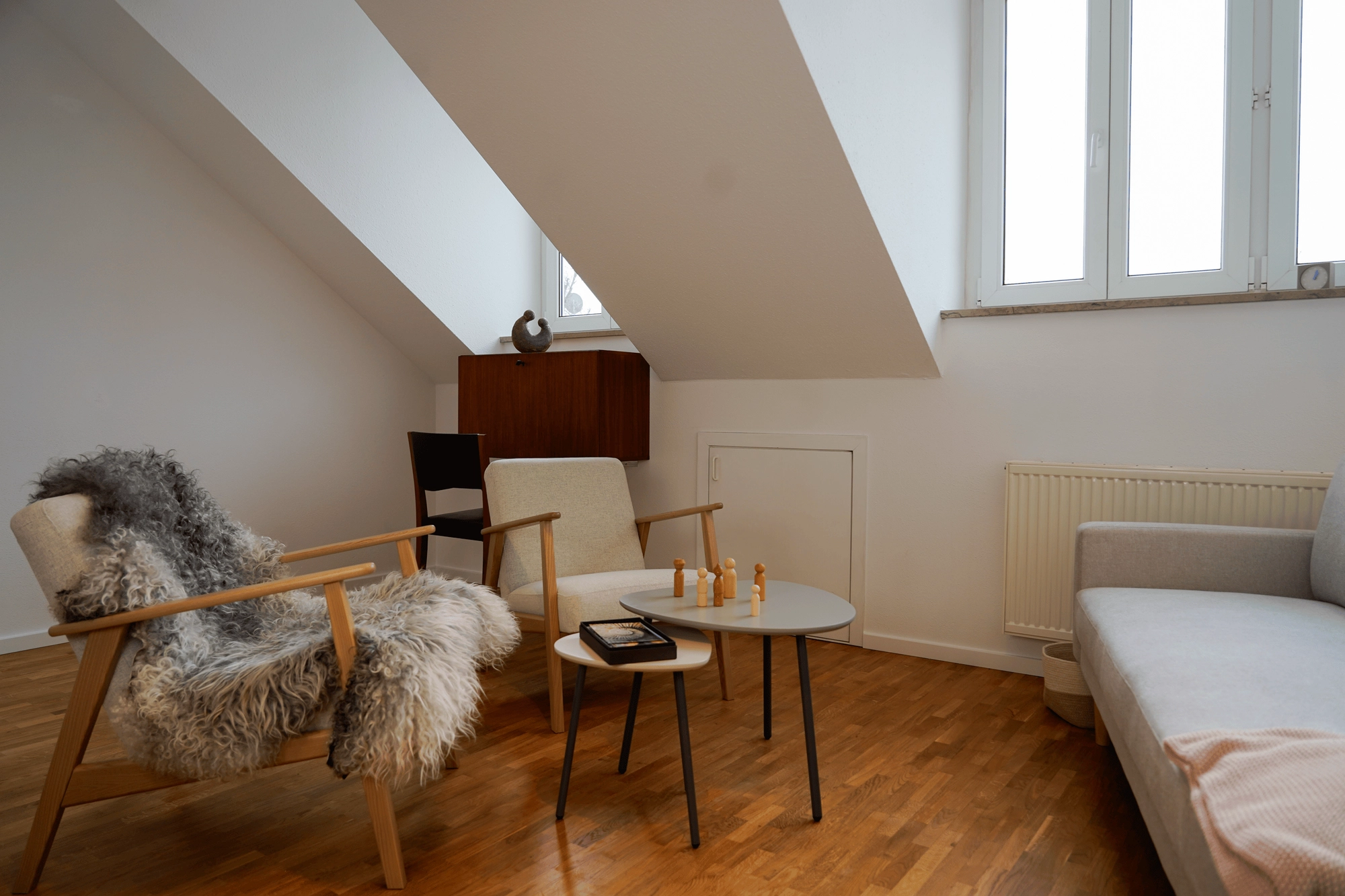 Ruhige Atmosphäre im Beratungszimmer.